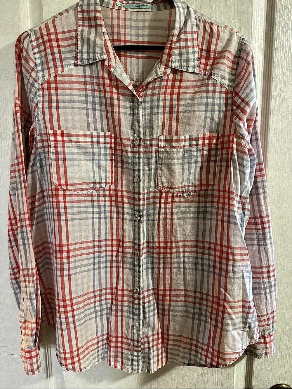 Maurices Plaid Button Down Shirt in White & Red Size Large